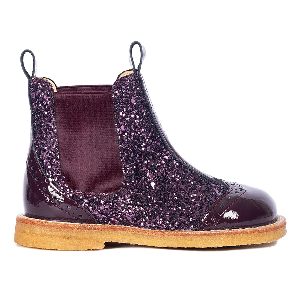 Chaussures enfants : 5 tendances mode irrésistibles pour un printemps stylé en 2025 7 6320 102 3184 b 7dfba1d7 a96d 4ef2 a874
