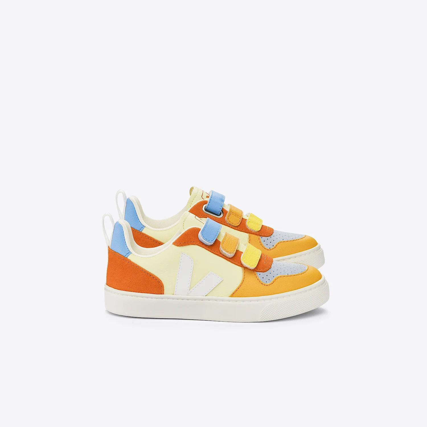 Chaussures enfants : 5 tendances mode irrésistibles pour un printemps stylé en 2025 2 veja baskets small v 10 cuir multicolore CV0503271 1