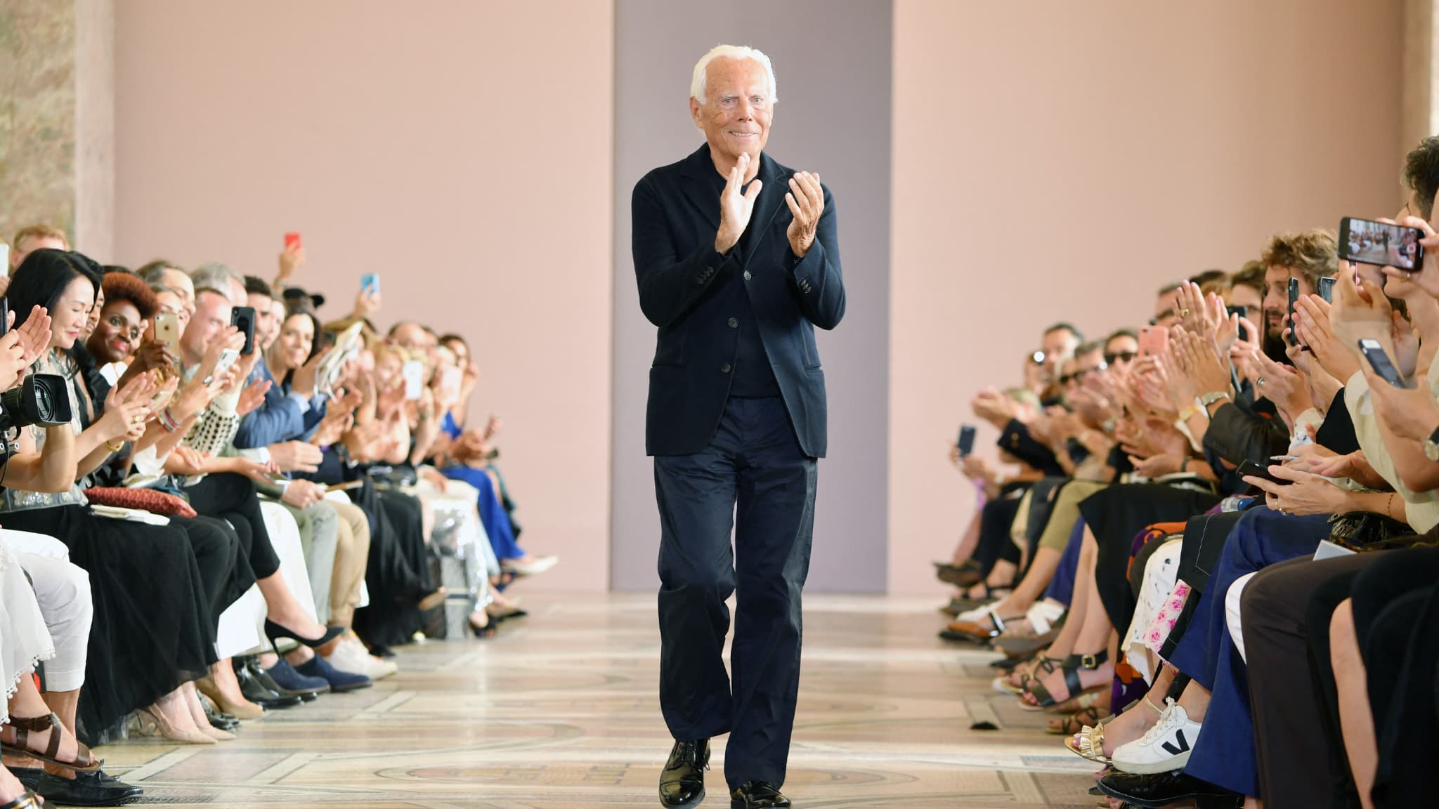 giorgio armani un legs luxueux en qute dexcellence modalova