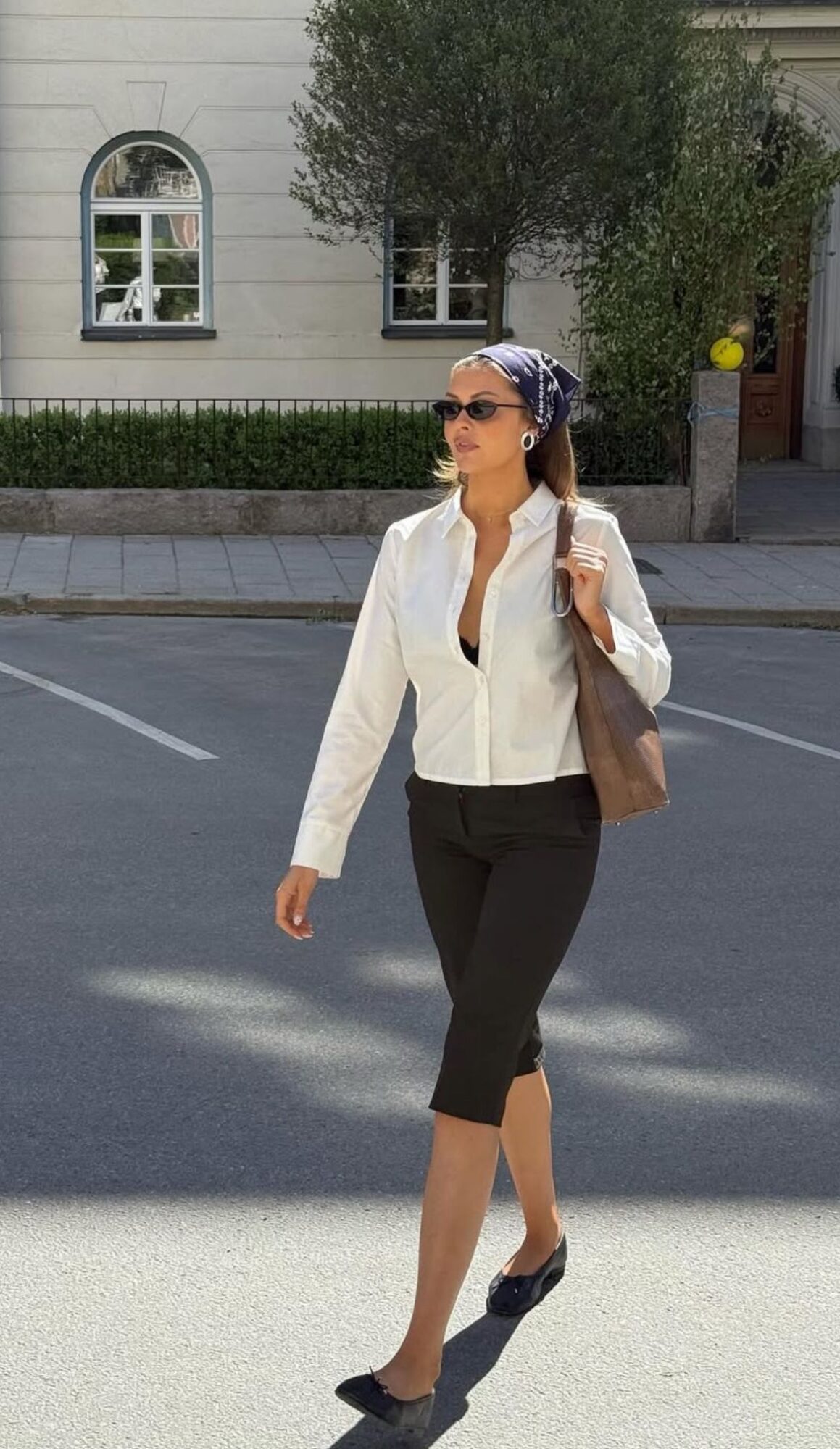 Look femme pantacourt