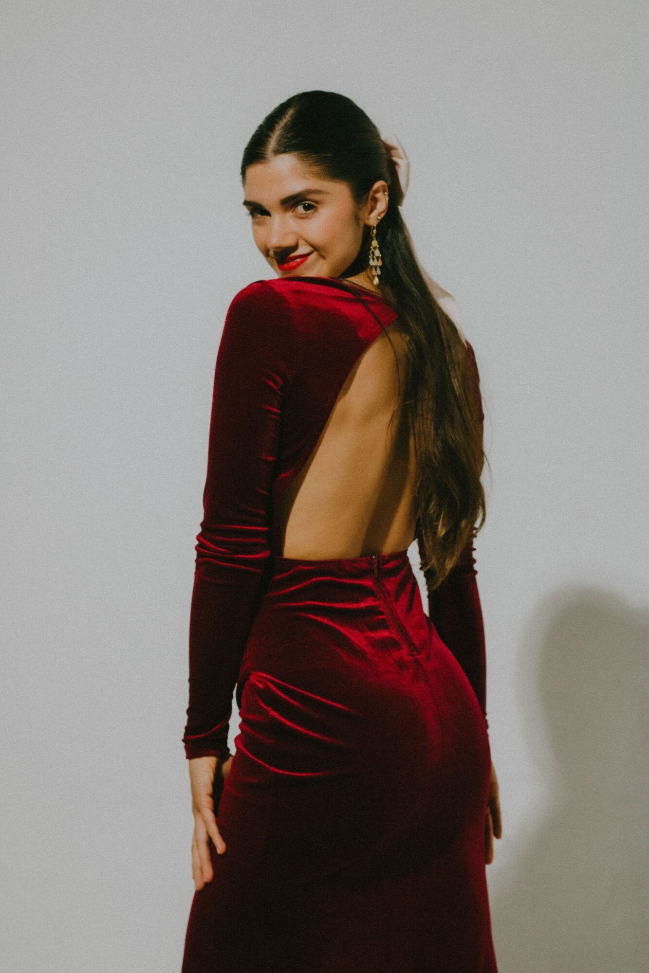 Casino chic : l’art de déjouer le dress code 2 Le dress code casino entre rituel et mise en scene Casino chic lart de dejouer le dress code Modalova
