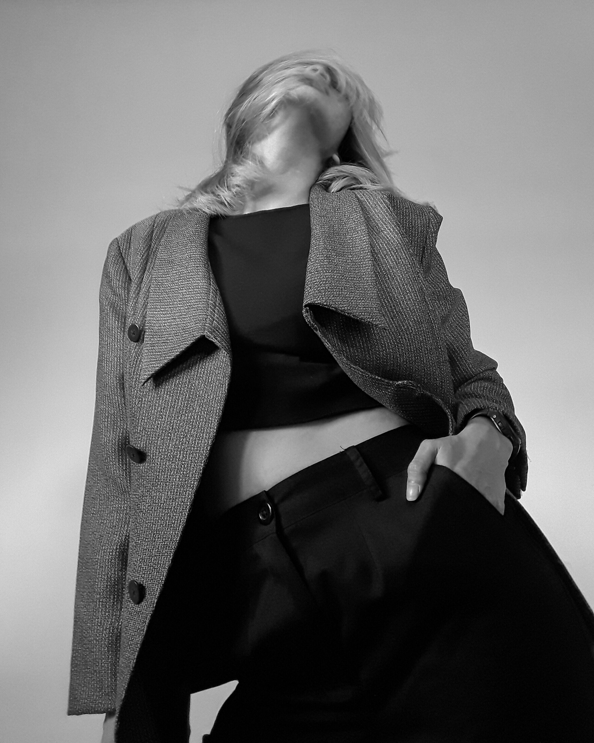 Cet hiver le blazer pour femme change de proportions Modalova scaled