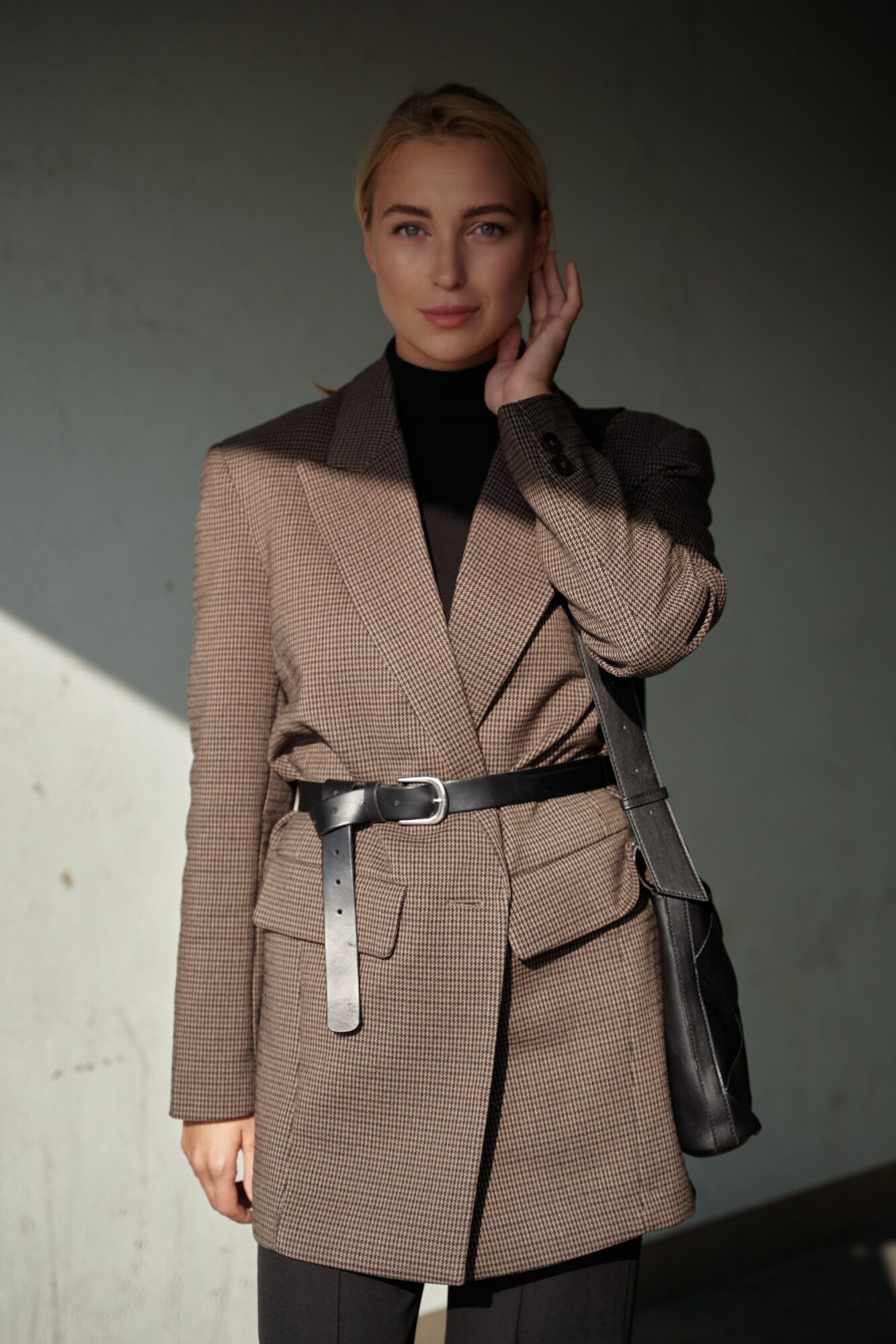 Cet hiver, le blazer pour femme change de proportions 3 Des epaules affirmees aux volumes oversize Cet hiver le blazer pour femme change de proportions Modalova