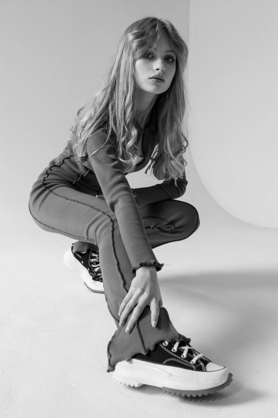 Baskets et silhouettes : les nouveaux accords mode 2 Les silhouettes de baskets qui faconnent le vestiaire Baskets et silhouettes les nouveaux accords mode Modalova